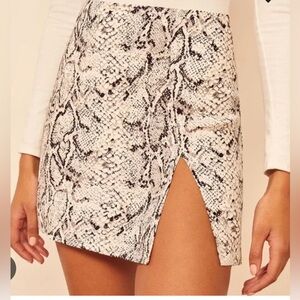 Reformation Margot Skirt in snakeskin 2